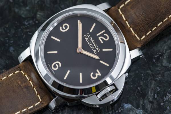 LUMINOR Base Boutique Special Edition Tobacco Dial | PAM00390 | 44 mm |