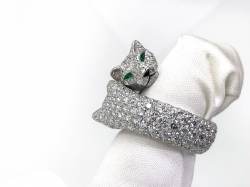Panthère de Cartier Ring | Whitegold | app. 7 ct Pavè | Diamond Emerald Onyx photo 4