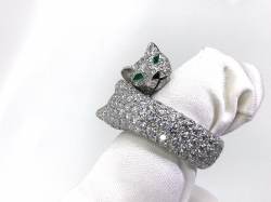 Panthère de Cartier Ring | Whitegold | app. 7 ct Pavè | Diamond Emerald Onyx photo 8