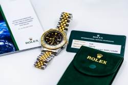 GMT MASTER 16753 | 1982 | Rootbeer | Rolex Service 2020 photo 18