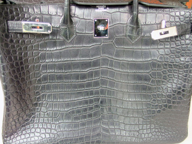 Hermès Matte Porosus Crocodile Birkin 40 - Grey Handle Bags, Handbags -  HER410193