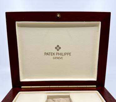 pre owned PATEK PHILIPPE precious Wood Box for Calendar and Complication models