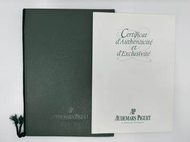 pre owned AUDEMARS PIGUET Limitation Certificate for the limited Royal Oak City of Sails in Titanium from 1999